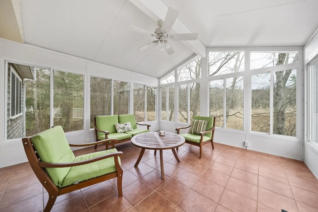 Photo of 5 Carpenter Ln