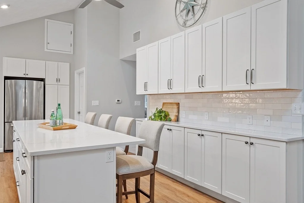 Photo of 10 Merrymount Dr