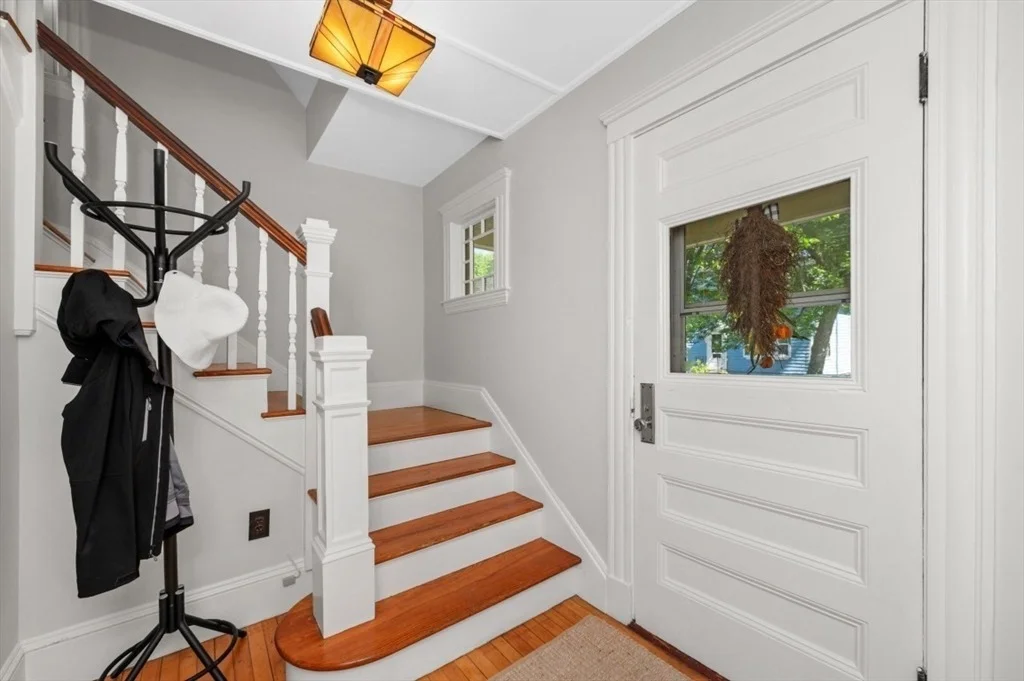 Photo of 46 Jerome Ave
