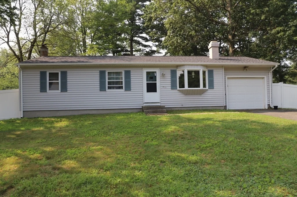 Photo of 335 Peekskill Ave.