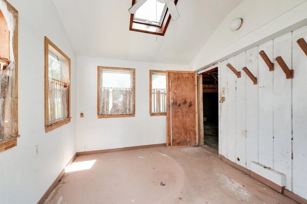 Photo of 20 Forest Ave