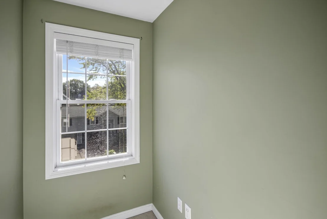 Photo of 170 Bay State Rd