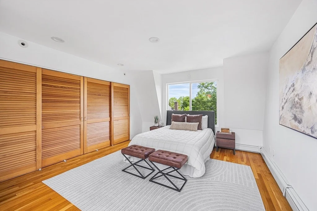 Photo of 16 Ellery Square