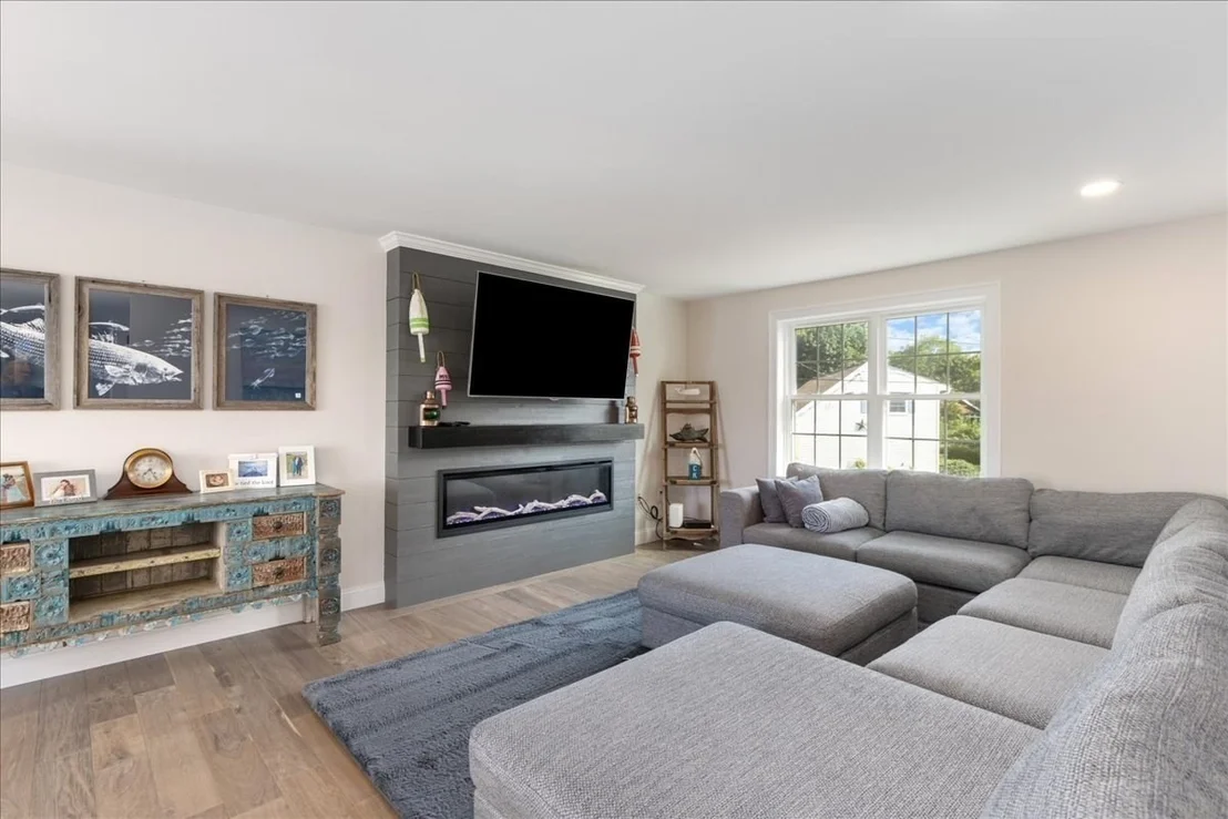 Photo of 59 Riverview Ave