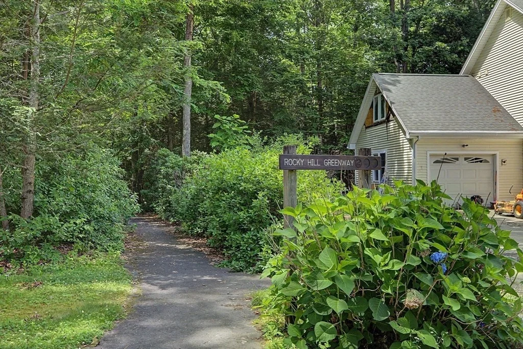 Photo of 59 Ice Pond Dr