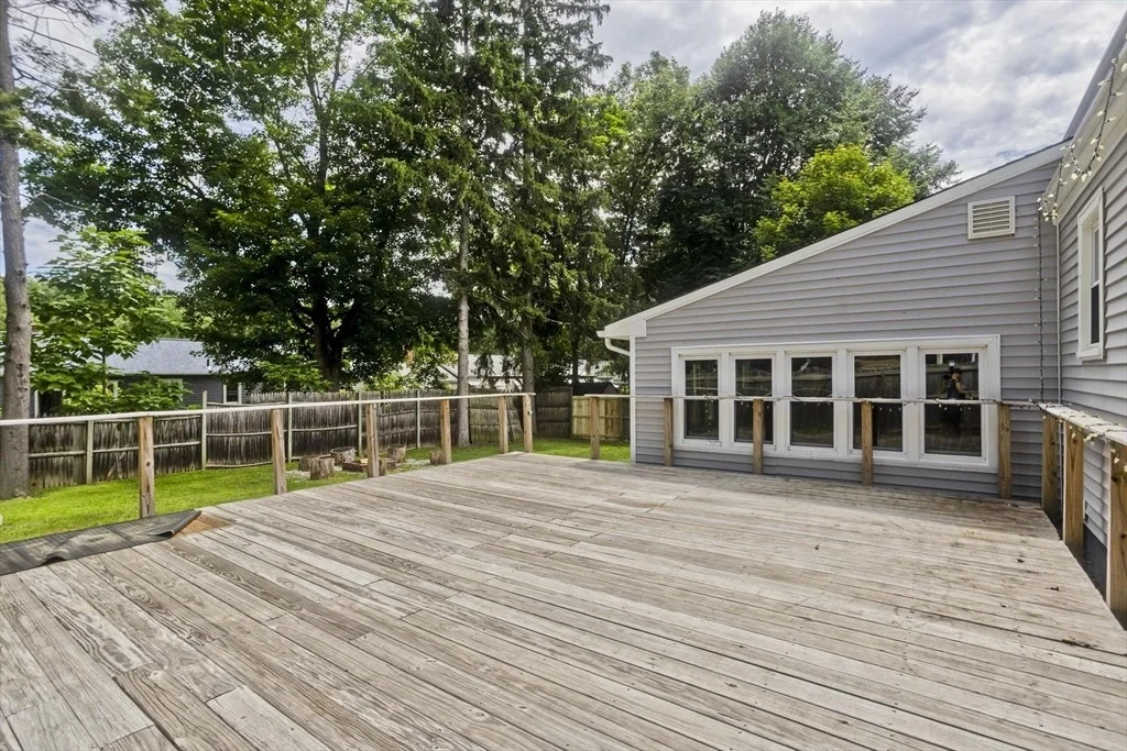 Photo of 155 Old Farm Rd