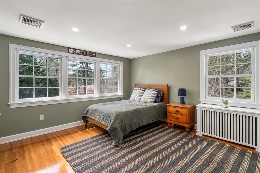 Photo of 48 Sunset Rd
