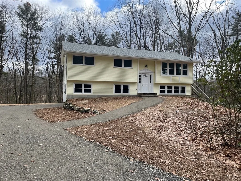 Photo of 564 West Pelham Road