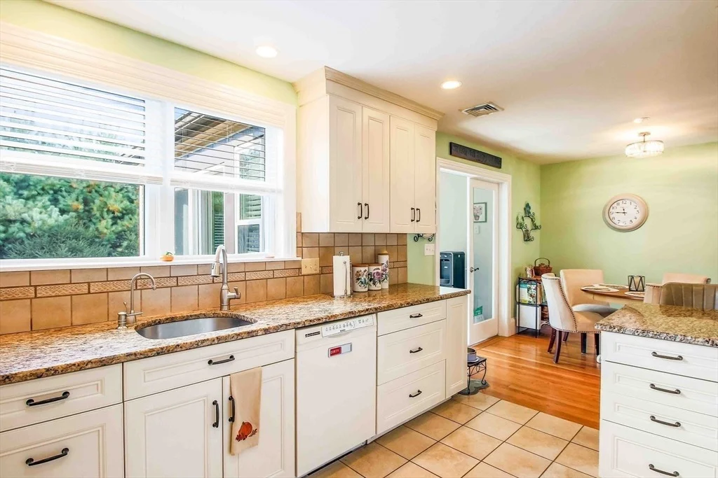 Photo of 267 Canton St