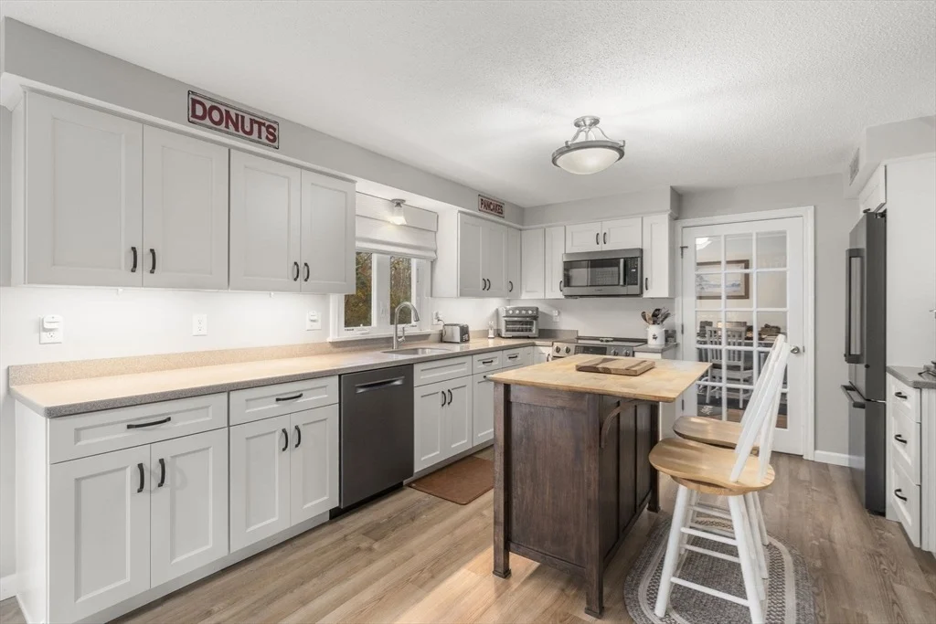 Photo of 25 Briar Dr