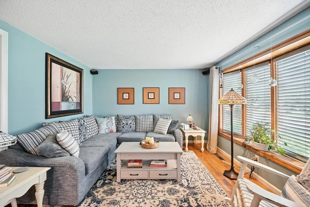 Photo of 23 Saffron Cir