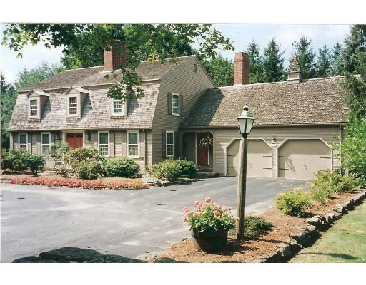 Photo of 75 Richards Ave