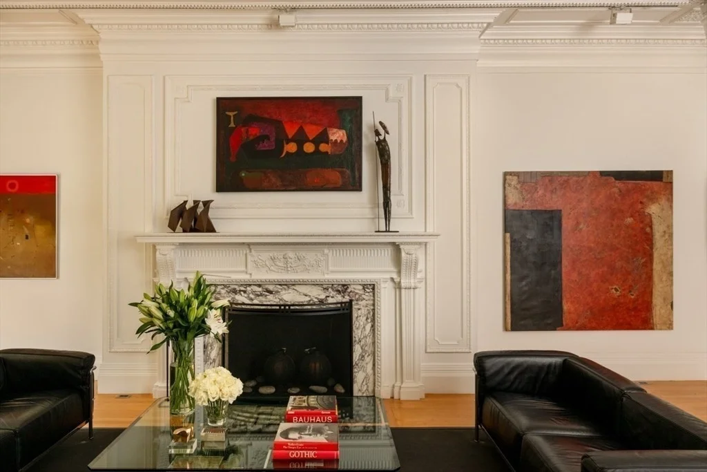Photo of Unit B at 175 Commonwealth Avenue