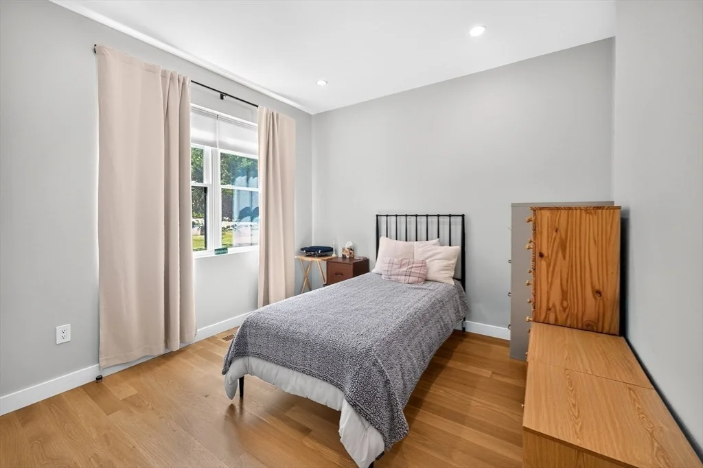 Photo of 409 Pearl St