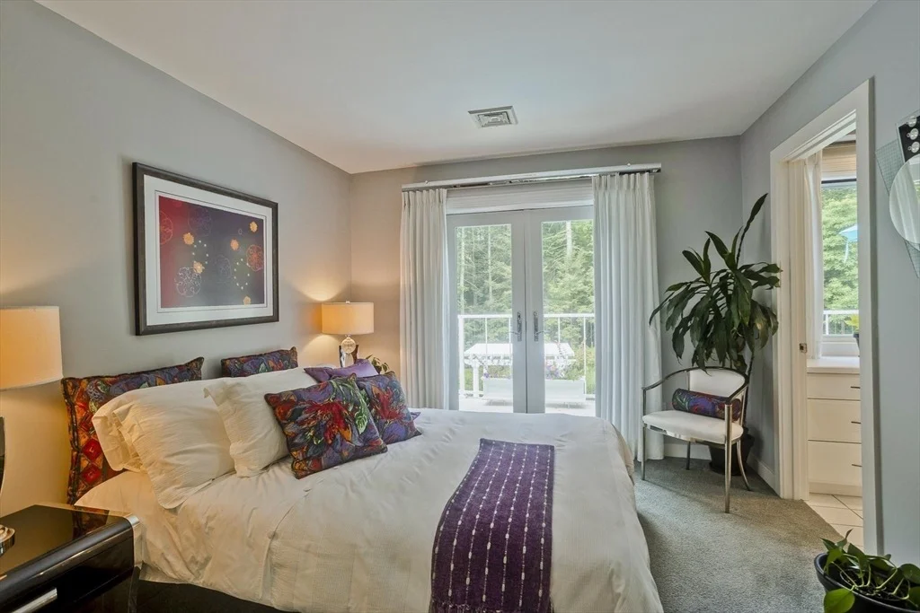 Photo of 183 Loomis Rdg