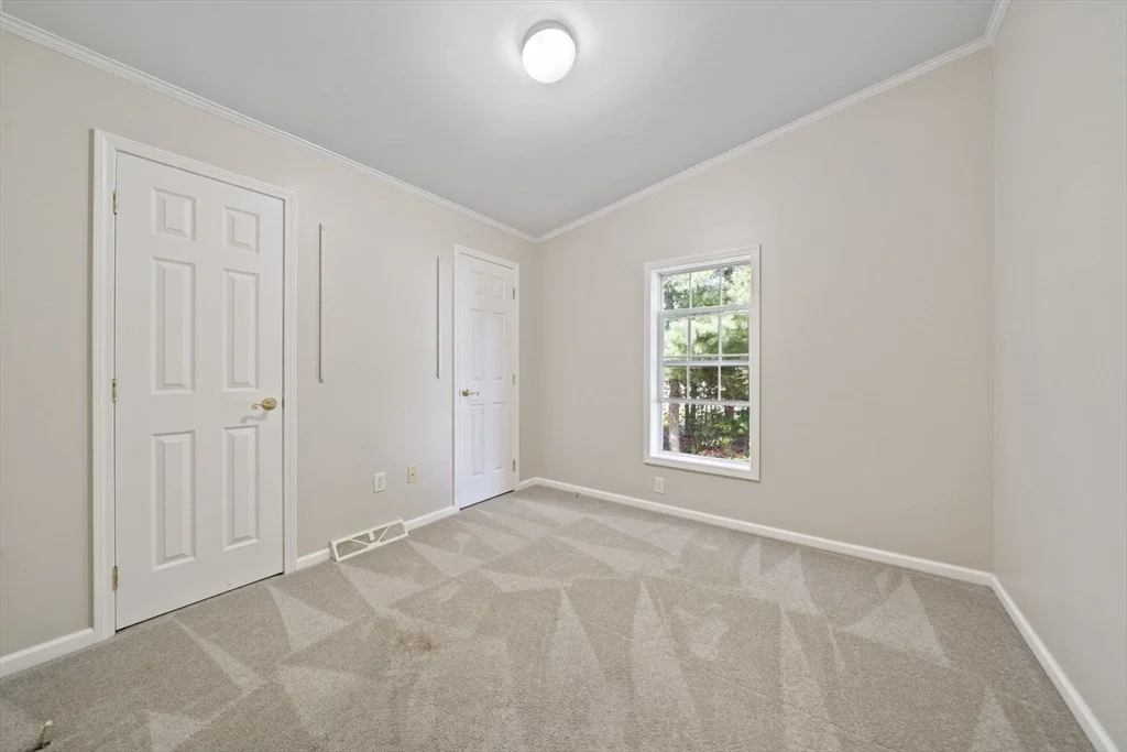 Photo of 406 Simmons Rd