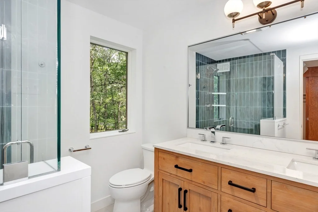 Photo of 95 Ann Lee Road