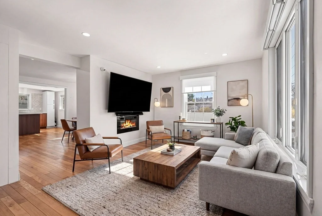 Photo of 271 Broadway