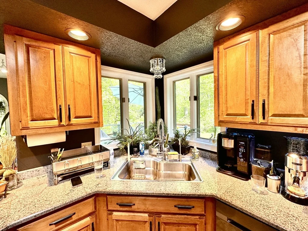 Photo of 14 Laurel Ridge Dr