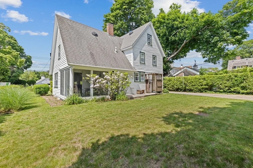 Photo of 590 Hatherly Road