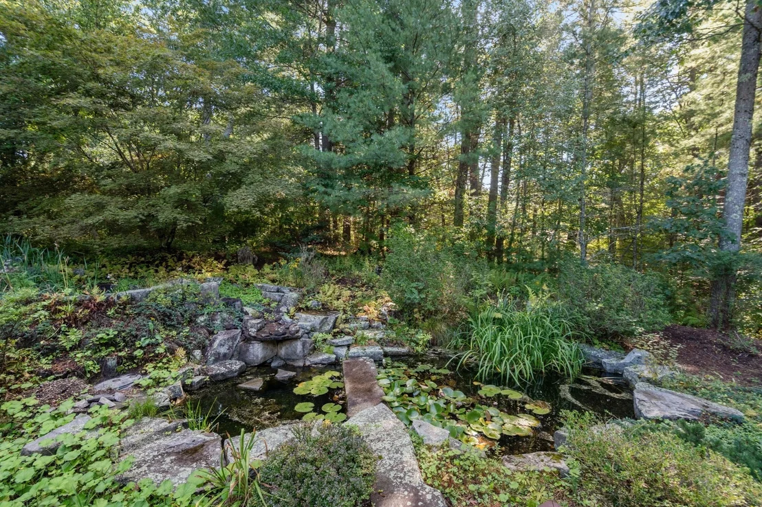 Photo of 24 Davis Rd