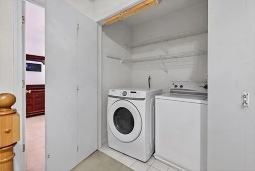 Photo of Unit 1 at 1 Knowlton Circle