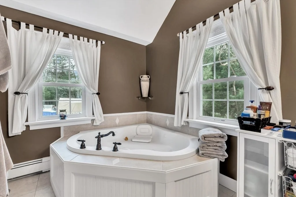 Photo of 426 Mariner Cir