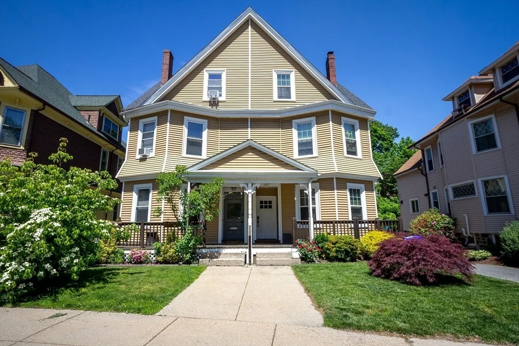 Photo of 287 Walnut Ave
