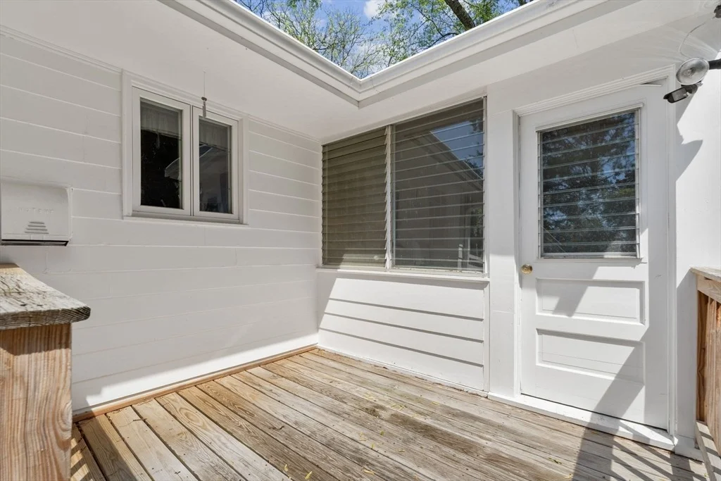 Photo of 348 Belknap