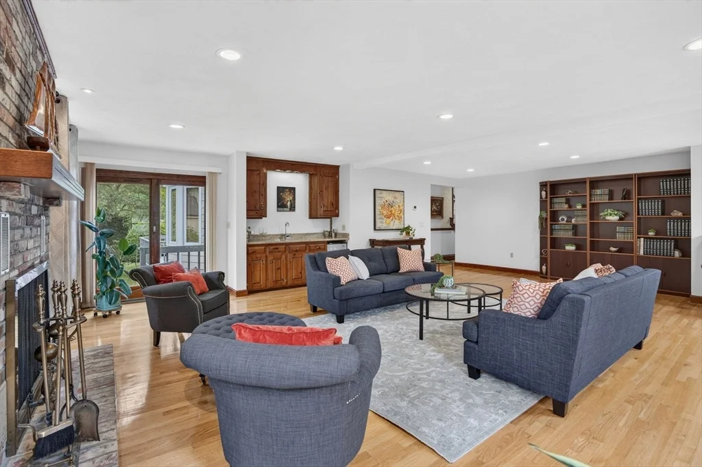 Photo of 8 Marion Ave