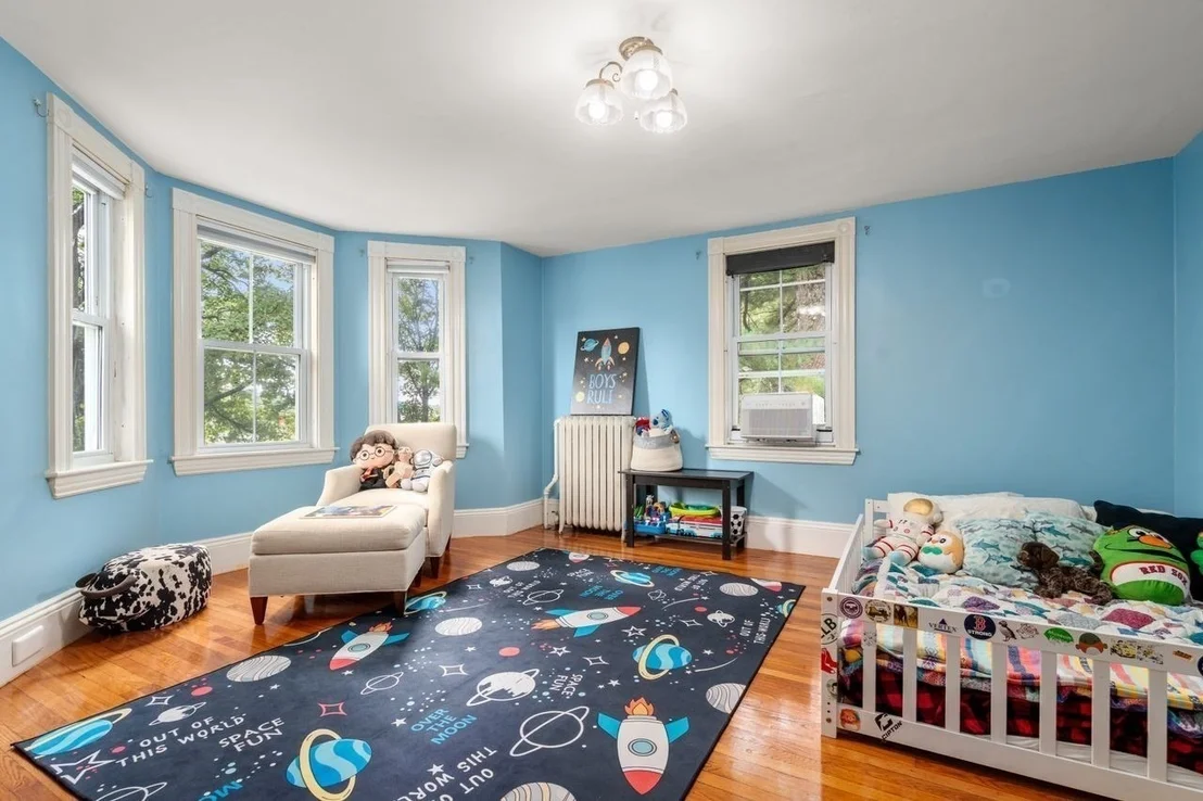 Photo of 28 River Road