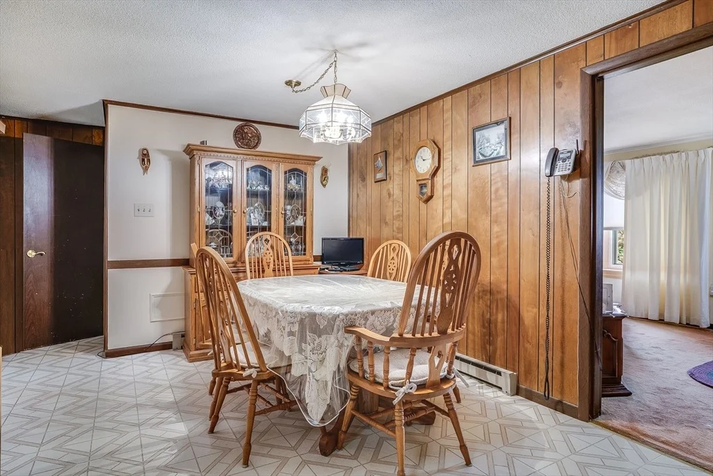 Photo of 42 Marique Dr