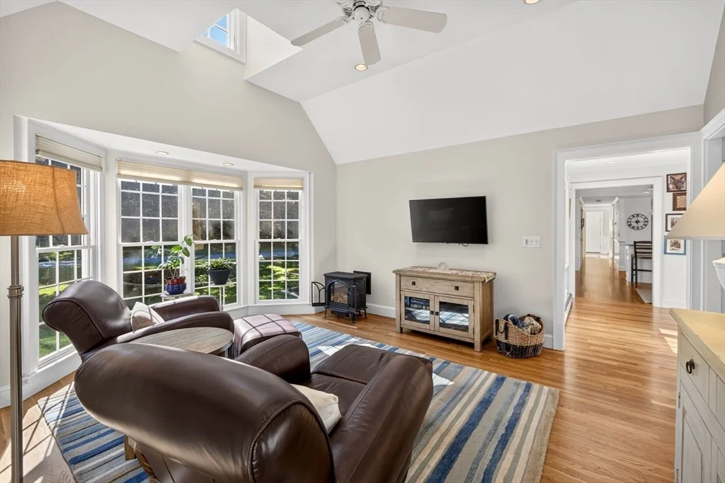 Photo of 16 Widow Coombs Walk