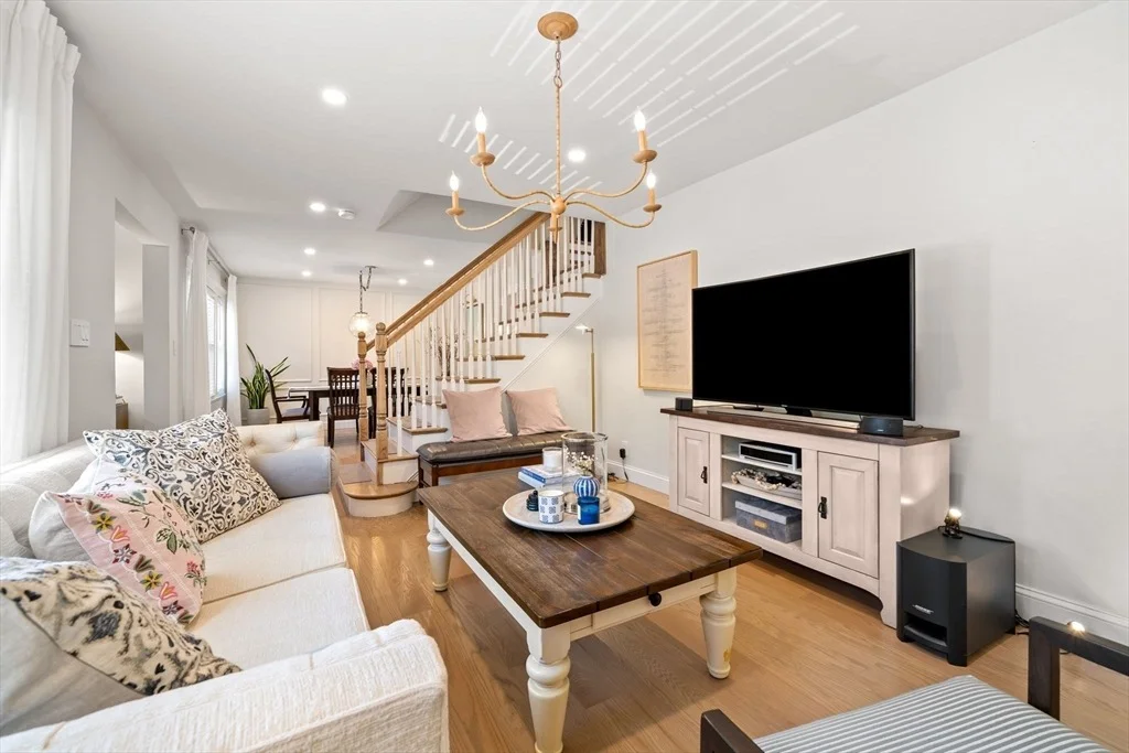 Photo of 76 Perkins St