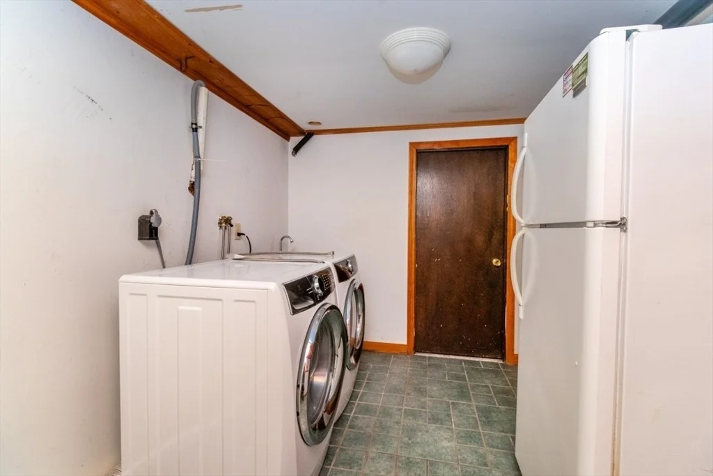 Photo of 6 Dennis Rd