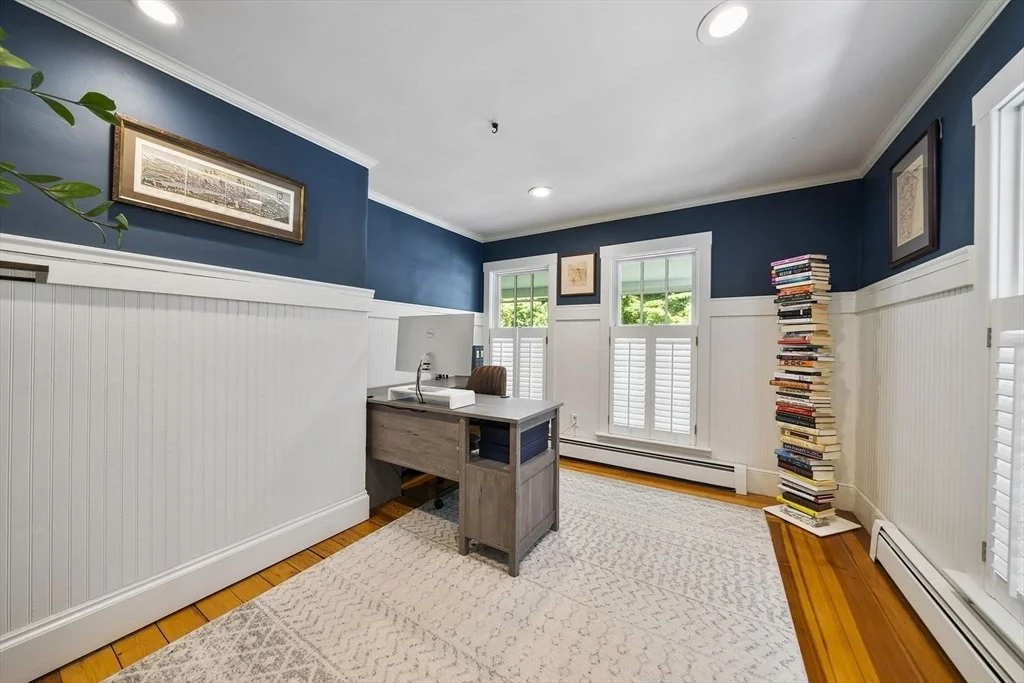 Photo of 807 Summer St