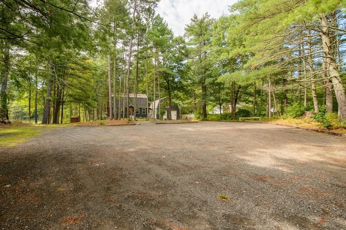 Photo of 135 Lowell Rd