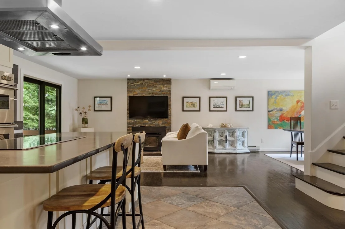 Photo of 29 Shaker Rd