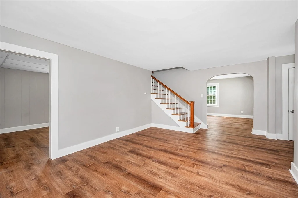 Photo of 15 Junior Avenue