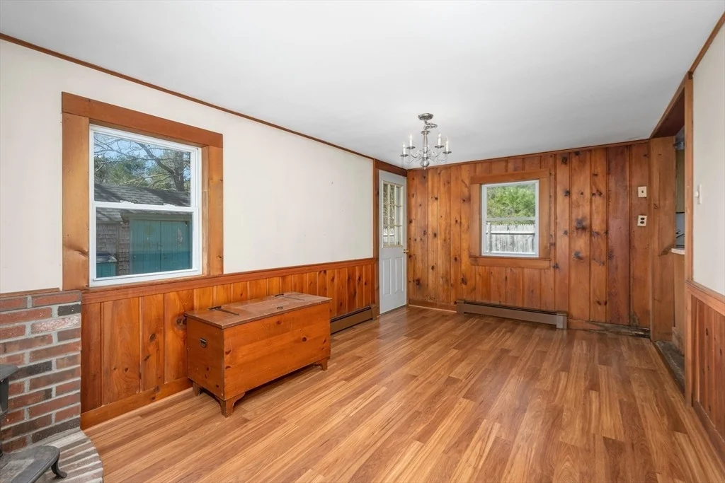 Photo of 25 Charlotte Ave
