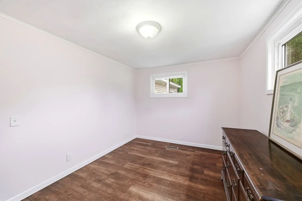 Photo of 75 Greystone Ave
