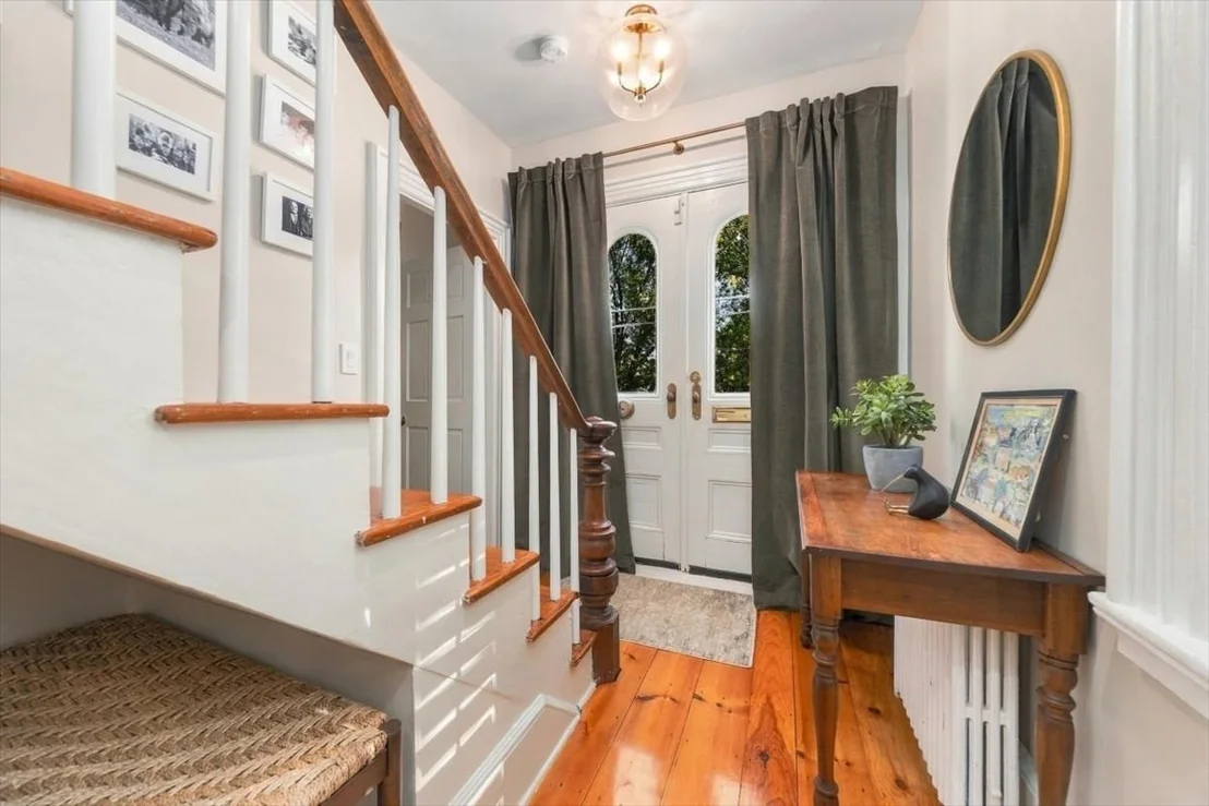 Photo of 137 Fort Hill St