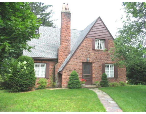 Photo of 1 Arnold Road
