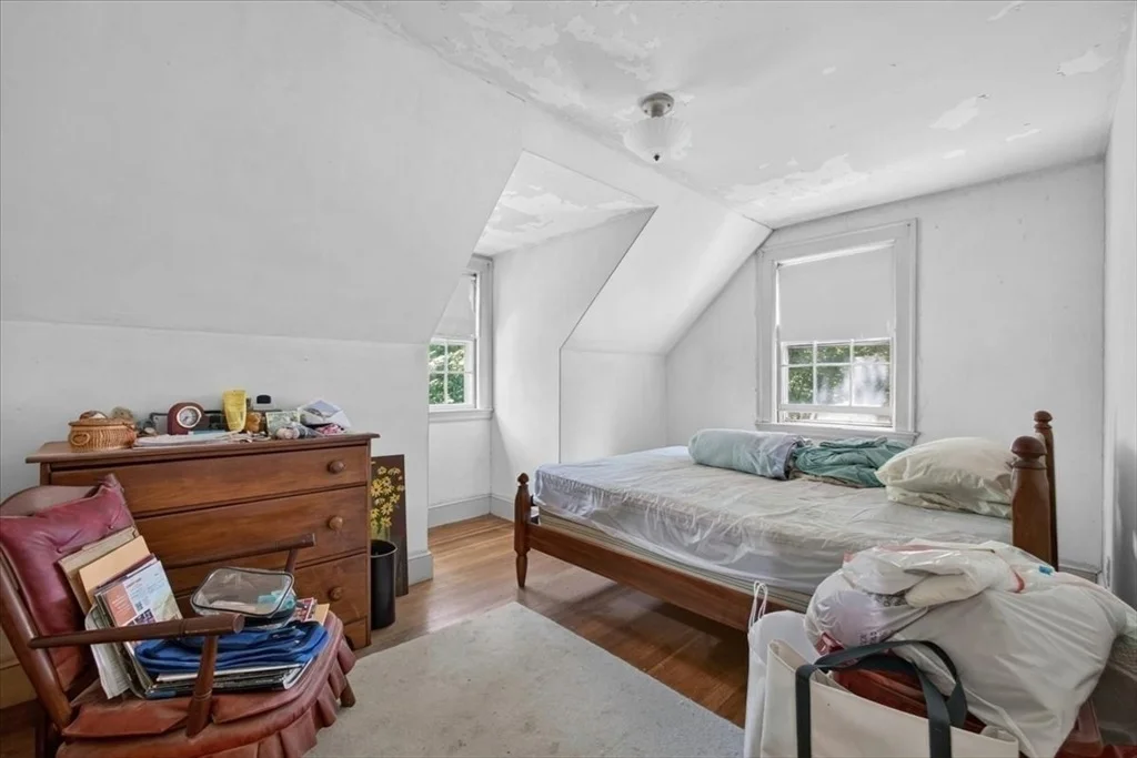 Photo of 25 Leland Rd