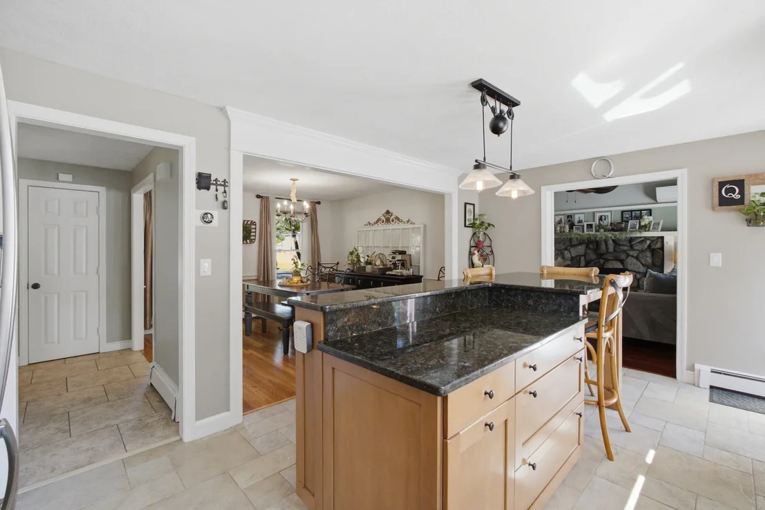 Photo of 4 Portmore Ln