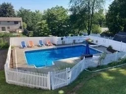 Photo of 25 Fox Hill Rd