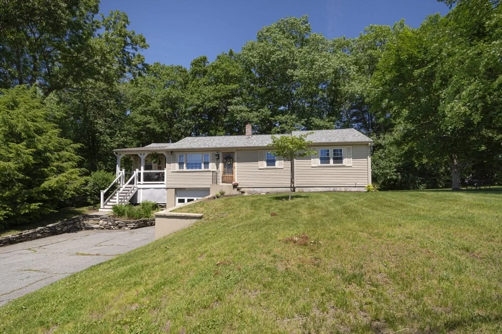 Photo of 53 Boutelle Rd