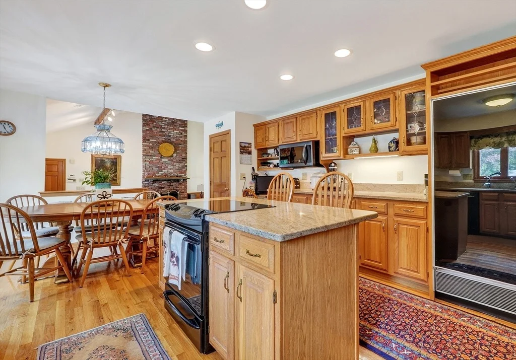 Photo of 15 Devincent Dr