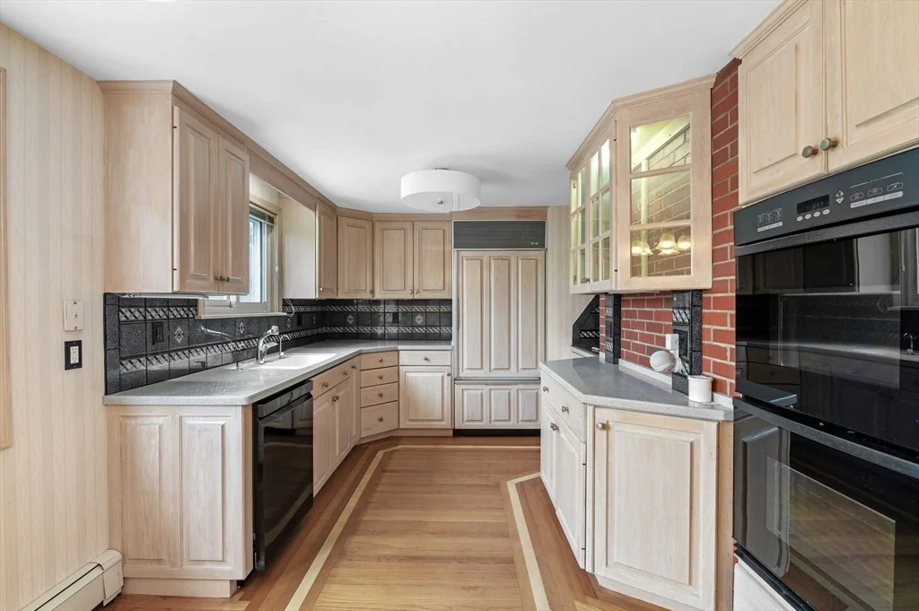 Photo of 11 Netherton Ave