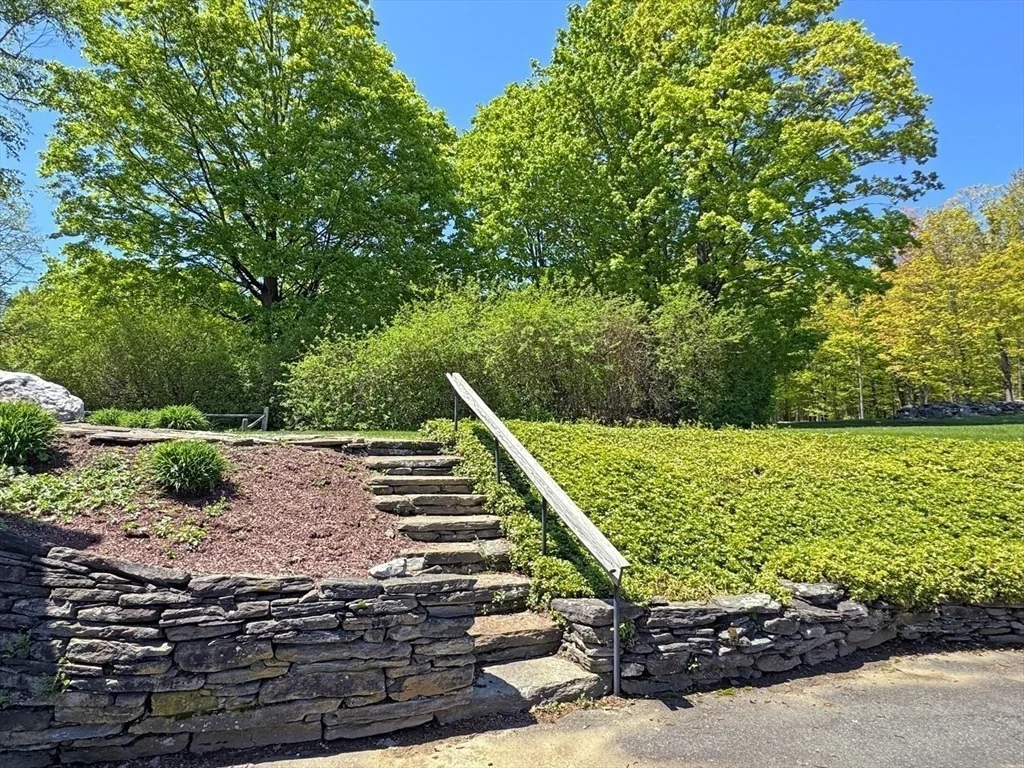 Photo of 85 Warfield Road